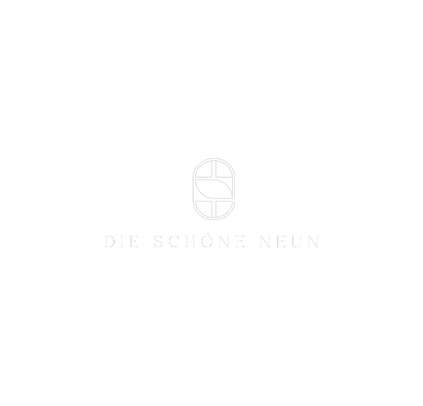 Die Schöne Neun